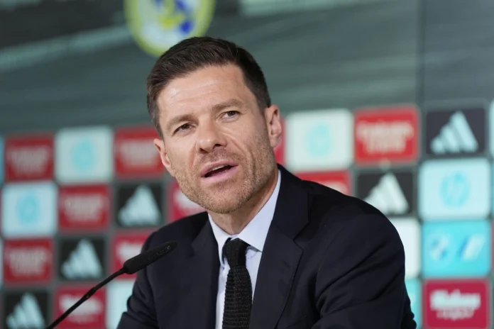 Xabi-Alonso-veut-recruter-un-avant-centre-©Alamy