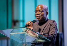 Alex Otti Unveils United Nigeria Airlines’ New Boeing Aircraft Named After Chinua Achebe, Igwe Alfred Achebe
