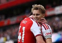 Defending Champions Beat Chelsea After Fighting Back