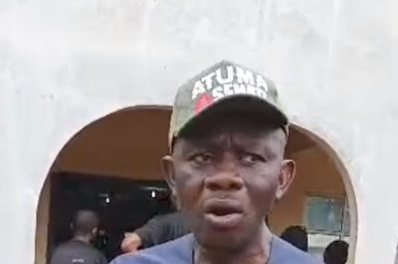 2027: Okey Ehibe, Over 600 Supporters Defect to APC, Back Atuma’s Abia Central Senate Bid