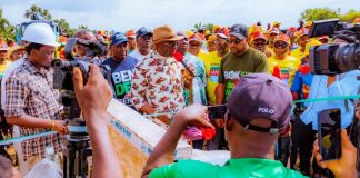 Light Up Bende: Deputy Speaker Benjamin Kalu Distributes 26 Transformers, Commits Over ₦100m to Restore Power in Bende